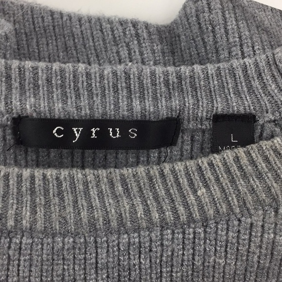 RIBBED Cropped Scallop Hem gray Sweater Sz Large - Picture 4 of 6